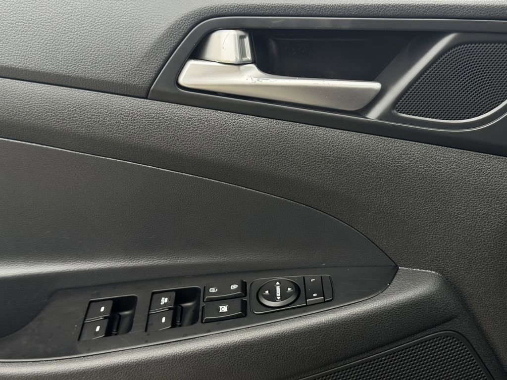 Used 2019 Hyundai Tucson Night w/ Cargo Package FWD image 24