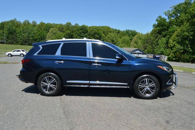Used 2016 INFINITI QX60 Luxe w/ Premium Package AWD/4WD image 4