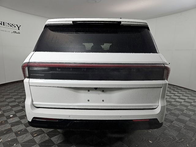 Used 2025 Lincoln Navigator Black Label image 6