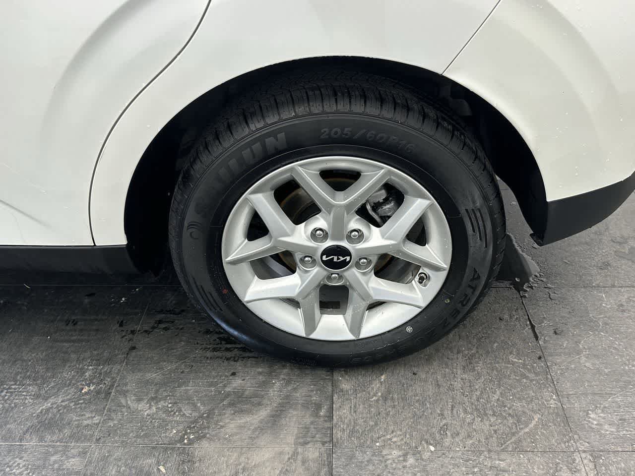 Used 2024 Kia Soul LX w/ Option Group 015 image 27