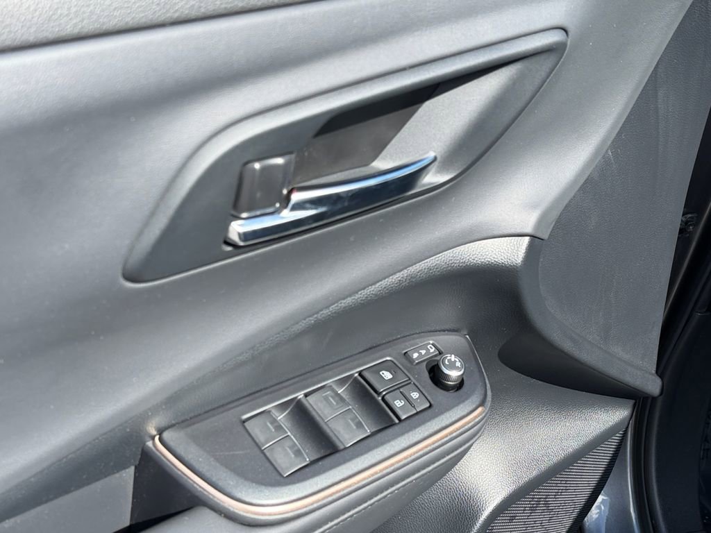 Used 2023 Toyota Crown XLE image 14