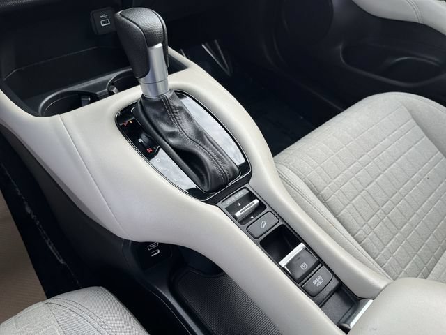 Used 2025 Honda HR-V LX image 22