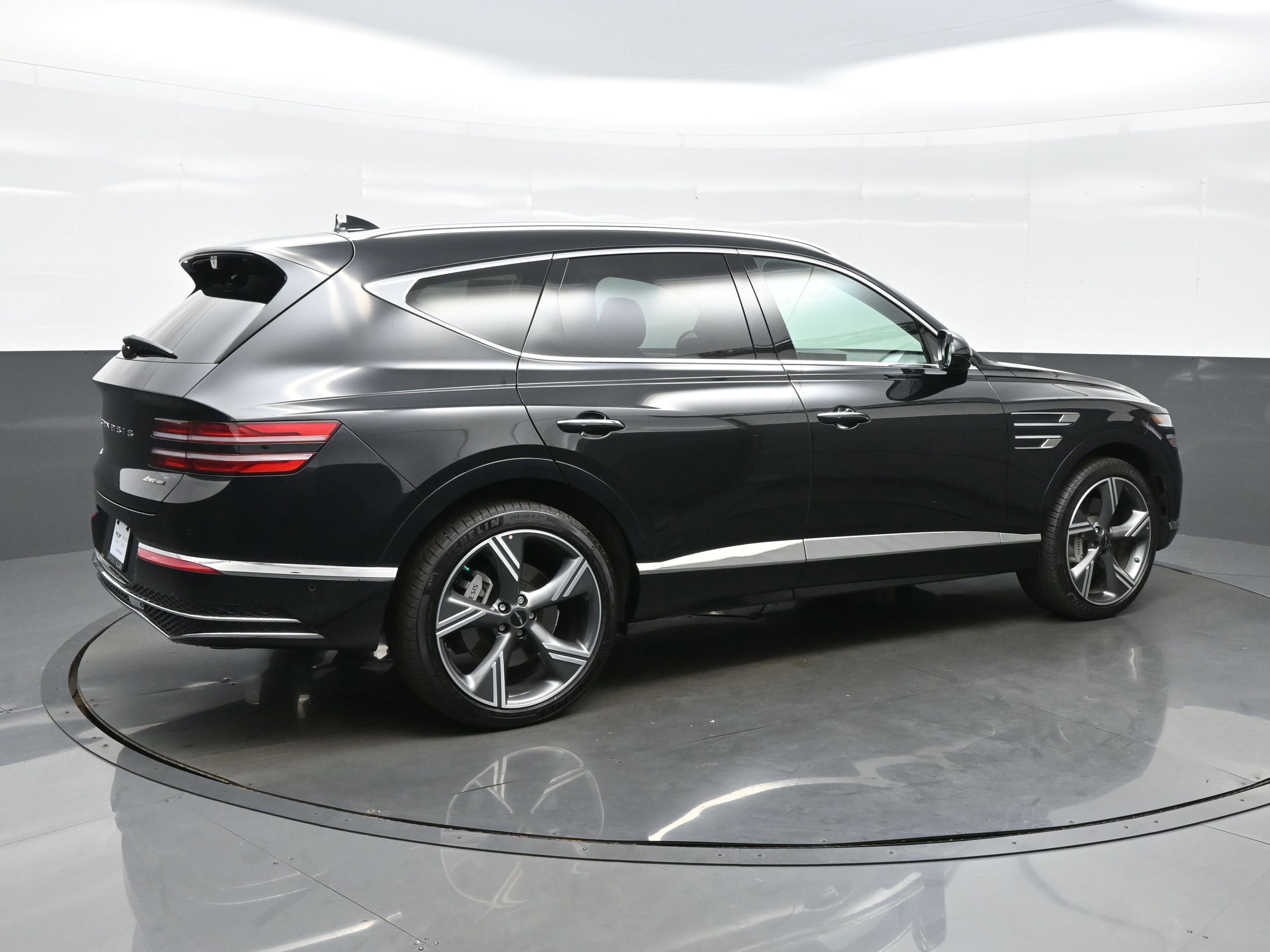 Certified 2025 Genesis GV80 3.5T Prestige image 6