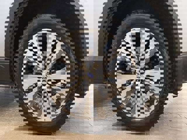 Used 2021 Subaru Ascent Limited w/ Technology Package image 10