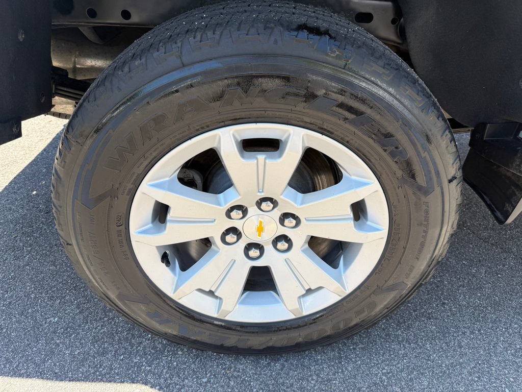 Used 2022 Chevrolet Colorado LT w/ Fleet Safety Package RWD image 28