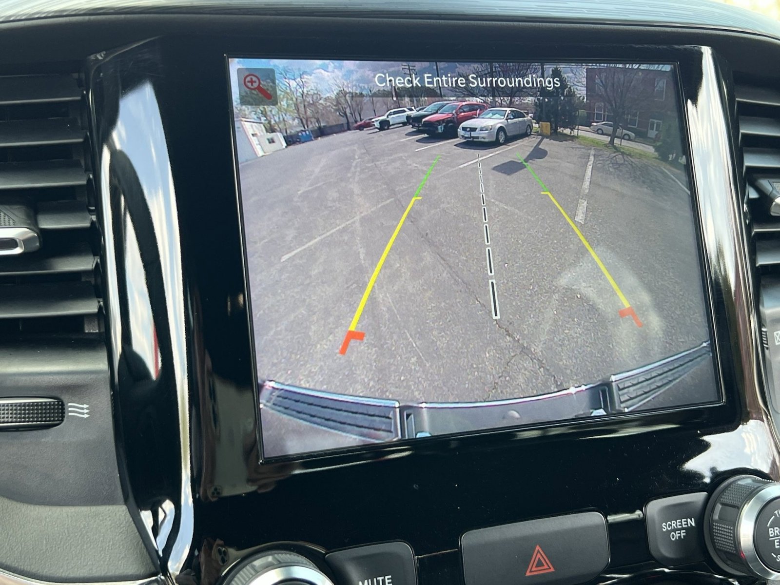 Used 2024 RAM 1500 Laramie image 17