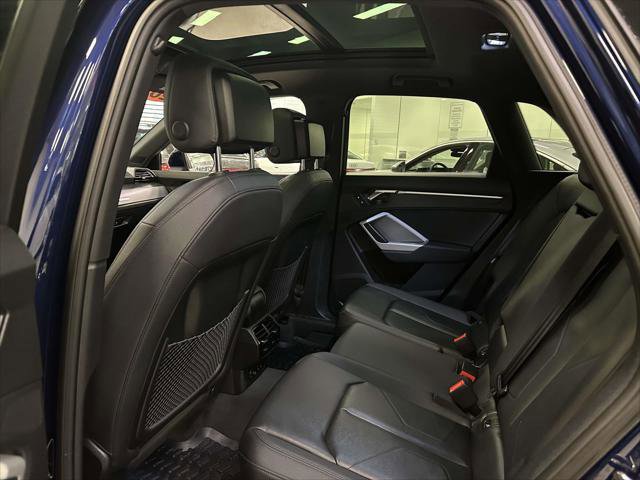Used 2022 Audi Q3 2.0T Premium w/ Convenience Package image 10