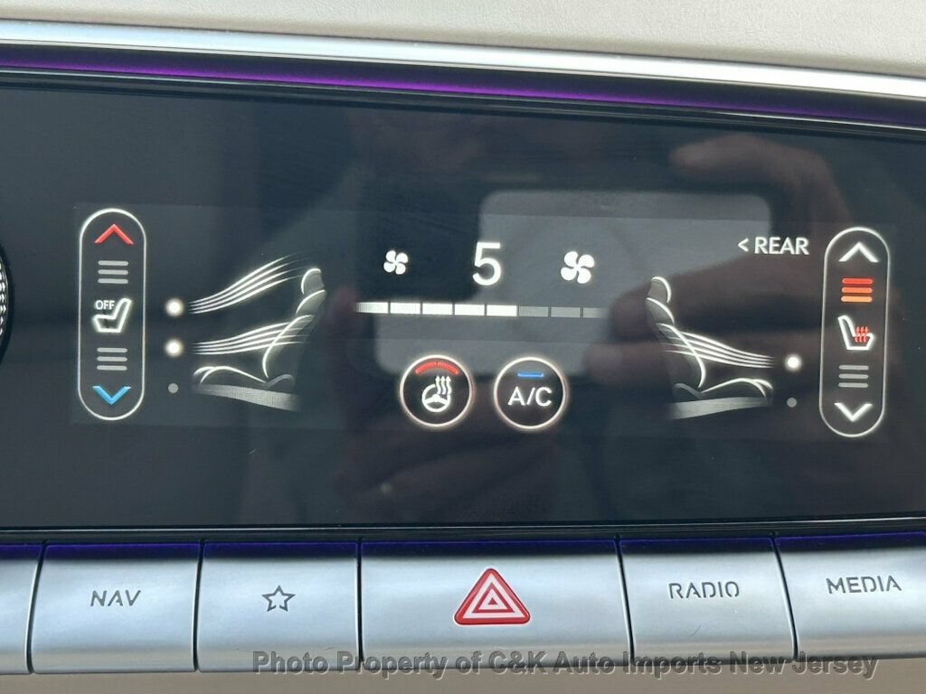 Used 2022 Genesis GV70 2.5T w/ Advanced Package AWD/4WD image 50