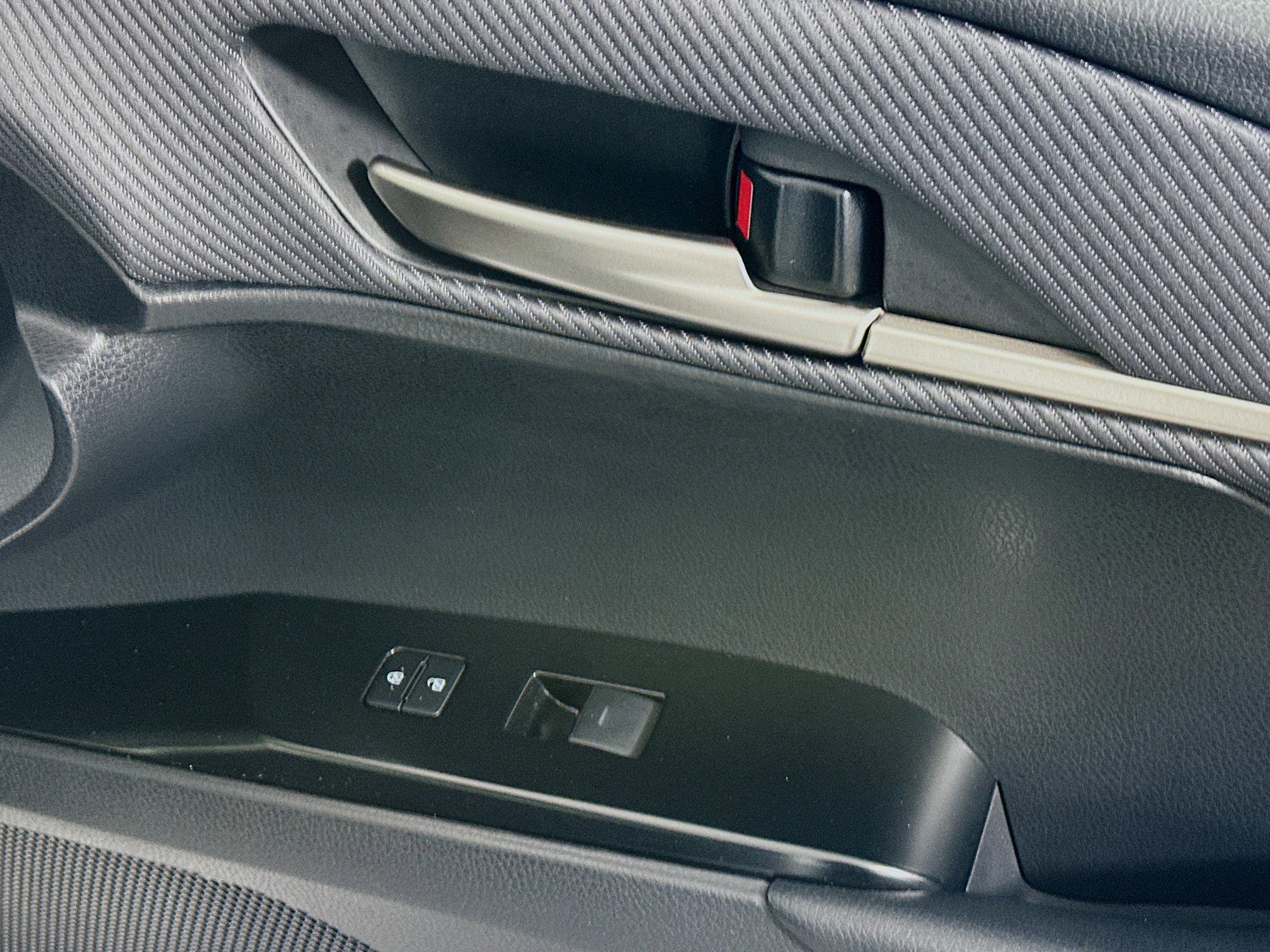 Used 2026 Toyota Camry SE image 29