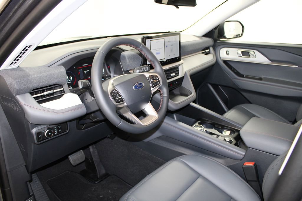 New 2026 Ford Explorer Active w/ Active Comfort Package image 22