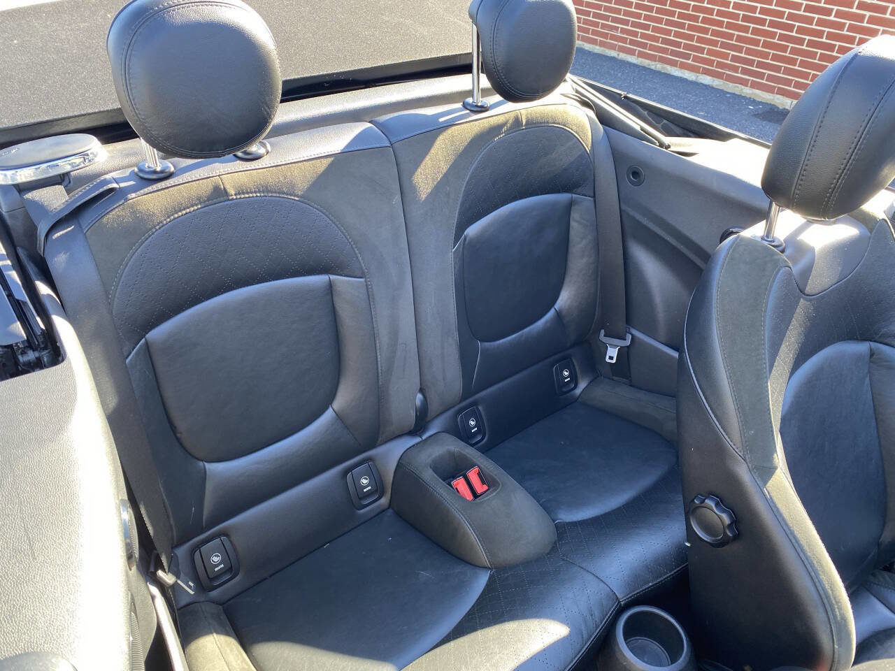 Used 2016 MINI Cooper S image 24