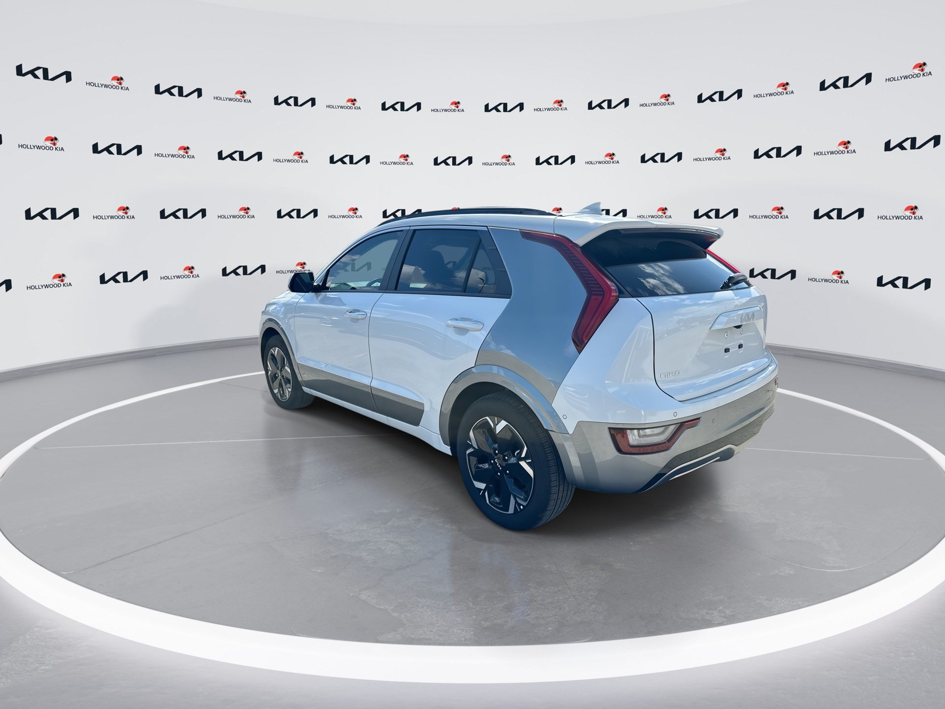 New 2025 Kia Niro Wave w/ Wave Preserve Package FWD image 6