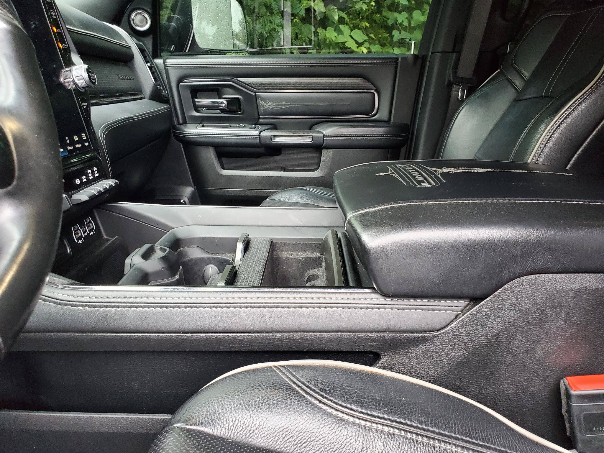 Used 2022 RAM 2500 Limited AWD/4WD image 25
