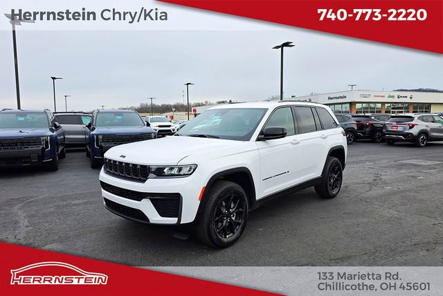 New 2026 Jeep Grand Cherokee Laredo image 3