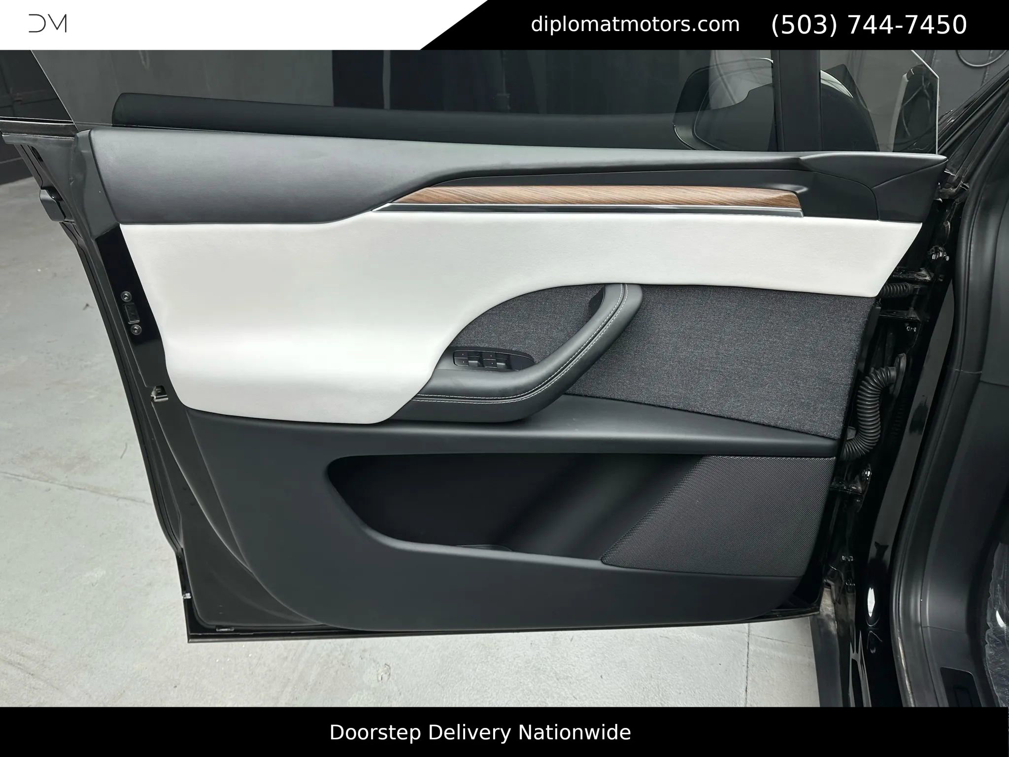 Used 2023 Tesla Model X image 22