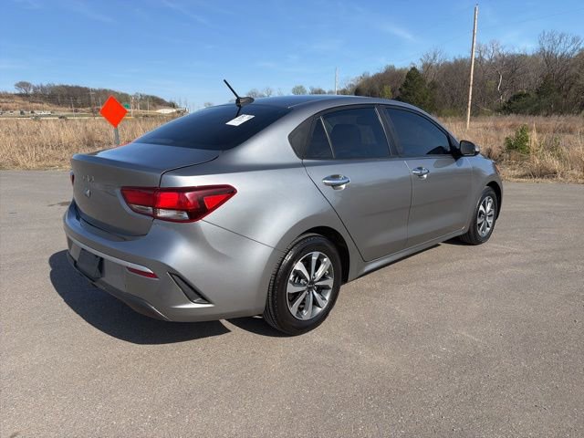 Used 2023 Kia Rio S w/ Technology Package image 4