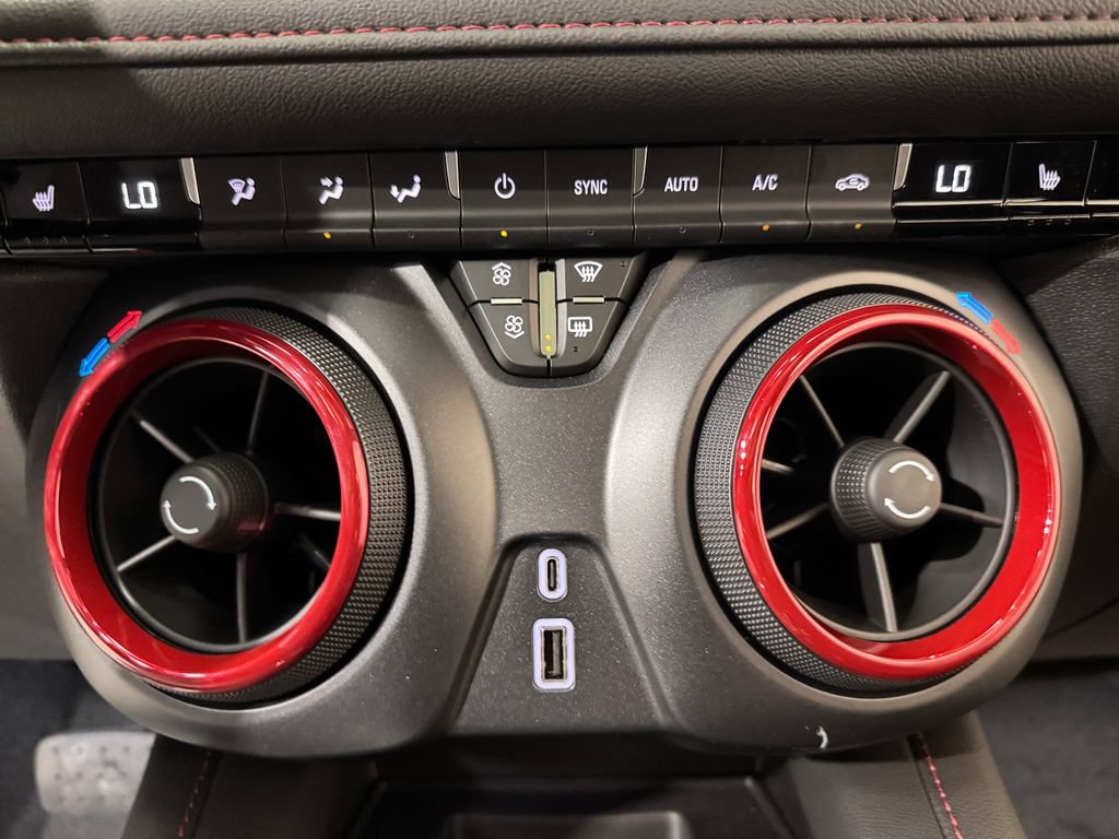 New 2026 Chevrolet Blazer RS AWD/4WD image 15