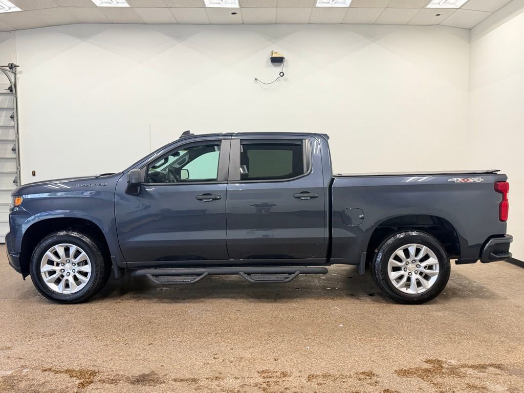 Used 2019 Chevrolet Silverado 1500 Custom w/ Custom Value Package image 2