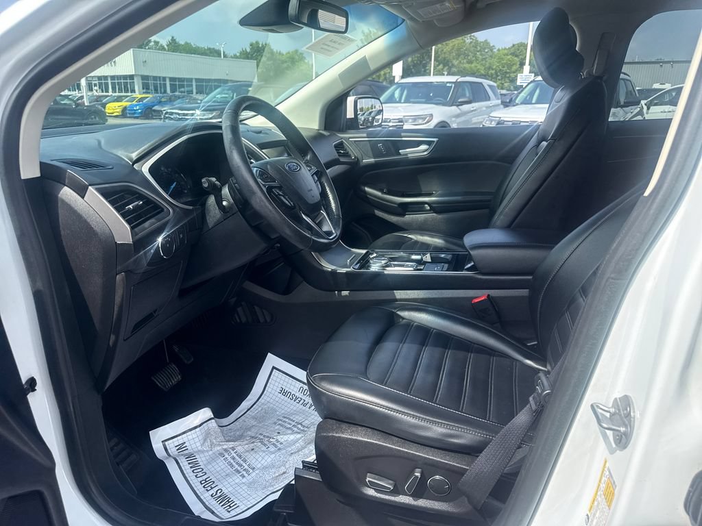 Used 2019 Ford Edge SEL w/ Equipment Group 201A AWD/4WD image 15