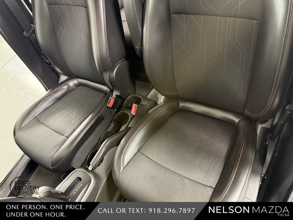 Used 2020 Chevrolet Trax LT w/ Redline Edition image 21