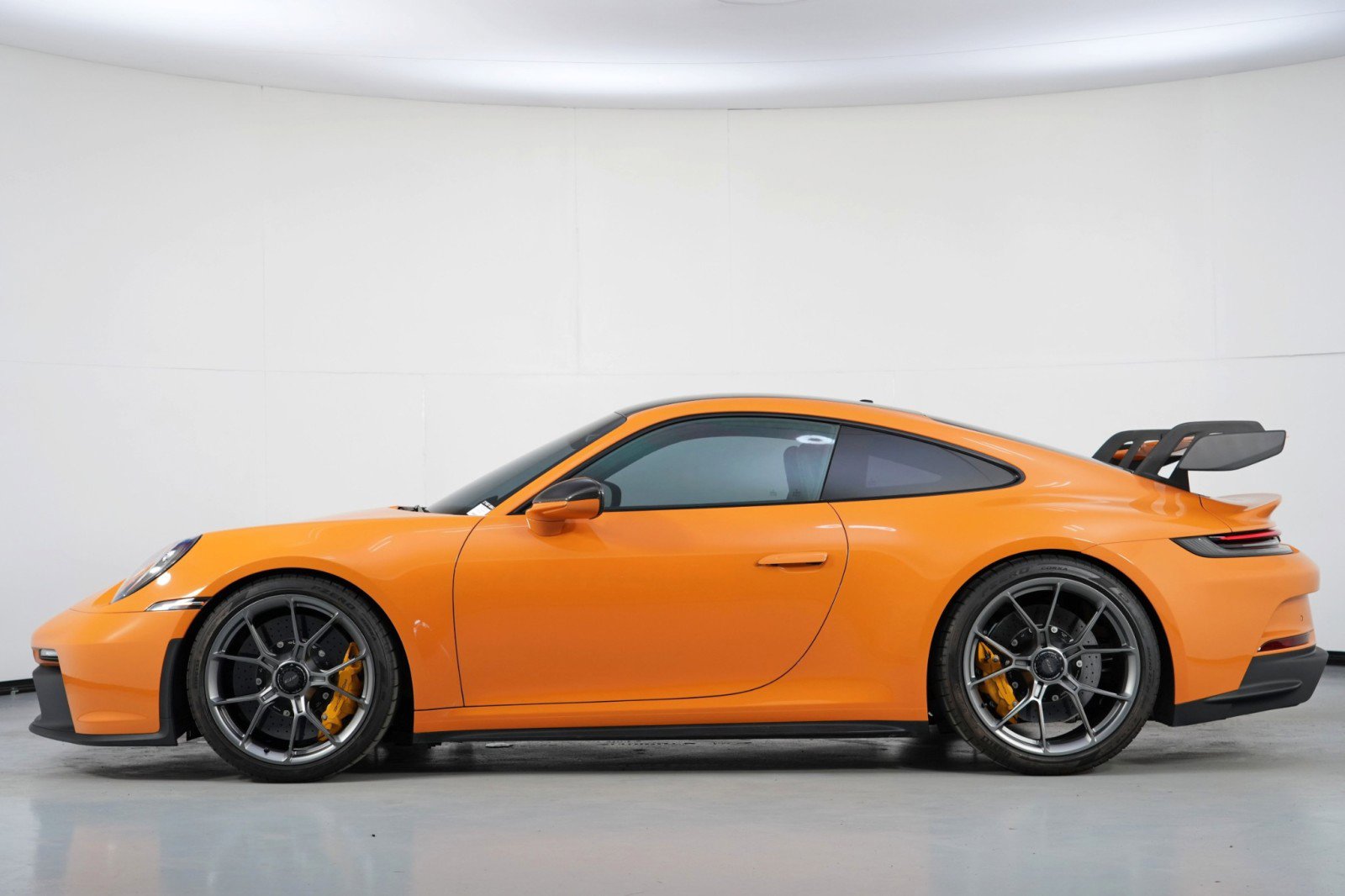 Used 2022 Porsche 911 GT3 RWD image 9