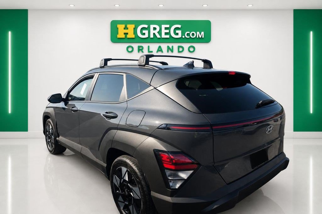 Used 2024 Hyundai Kona SEL w/ Convenience Package FWD image 2