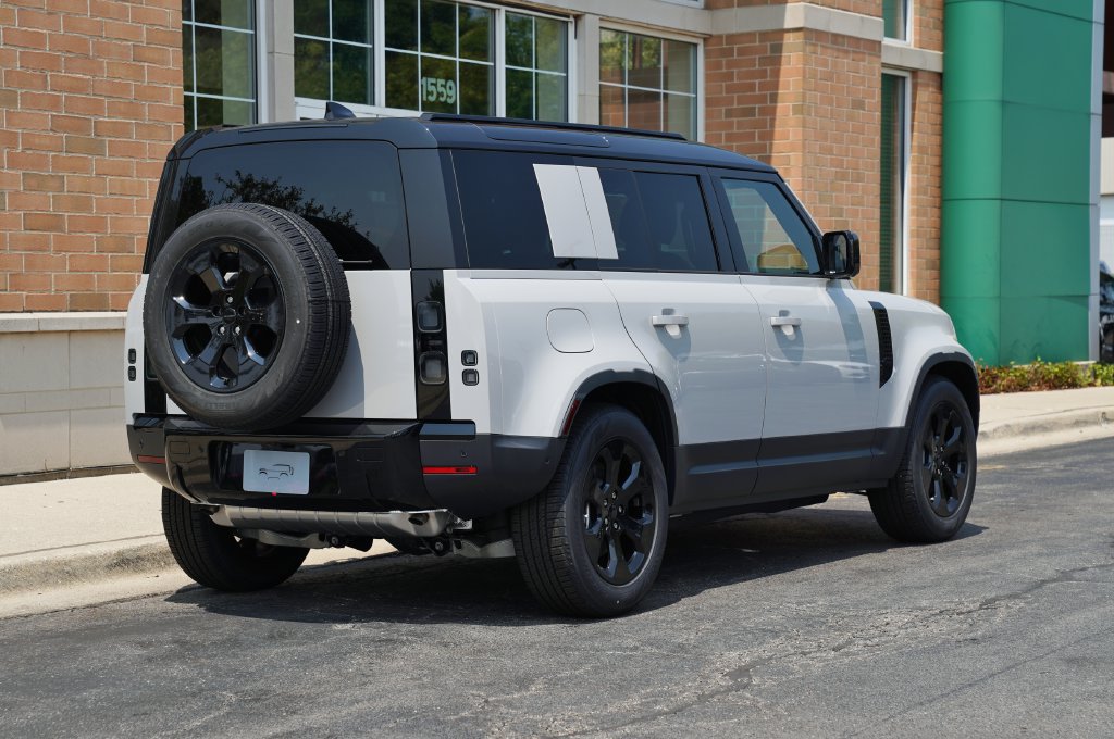 New 2026 Land Rover Defender 110 S AWD/4WD image 6