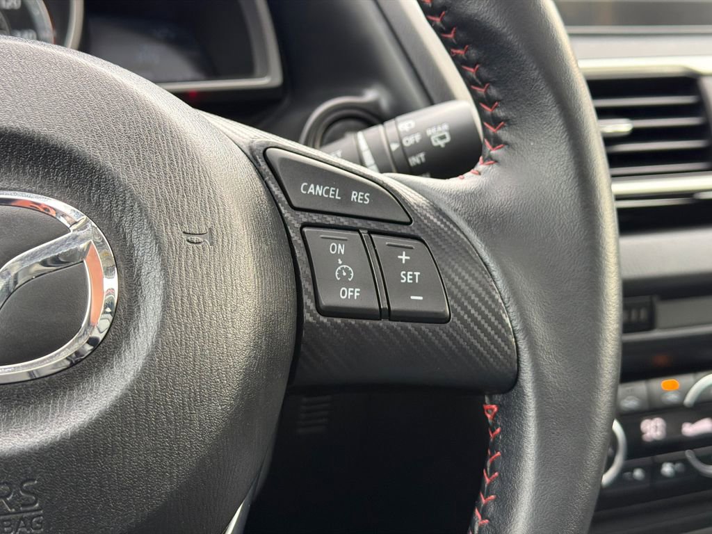 Used 2016 MAZDA MAZDA3 i Grand Touring image 19