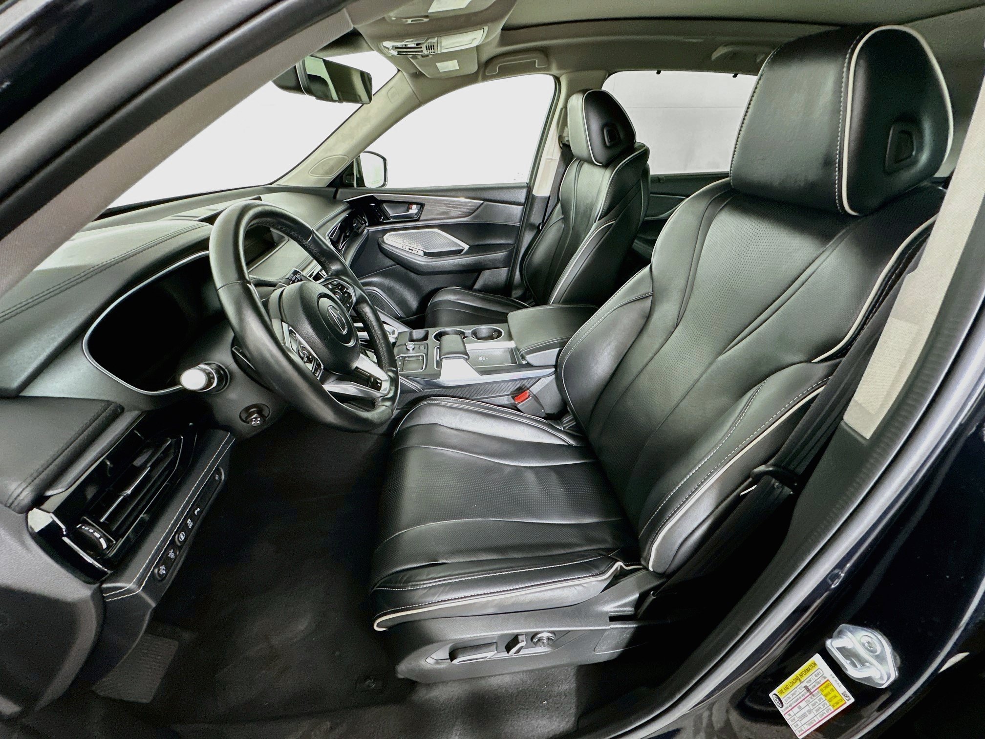 Used 2023 Acura MDX SH-AWD w/ Advance Package image 13