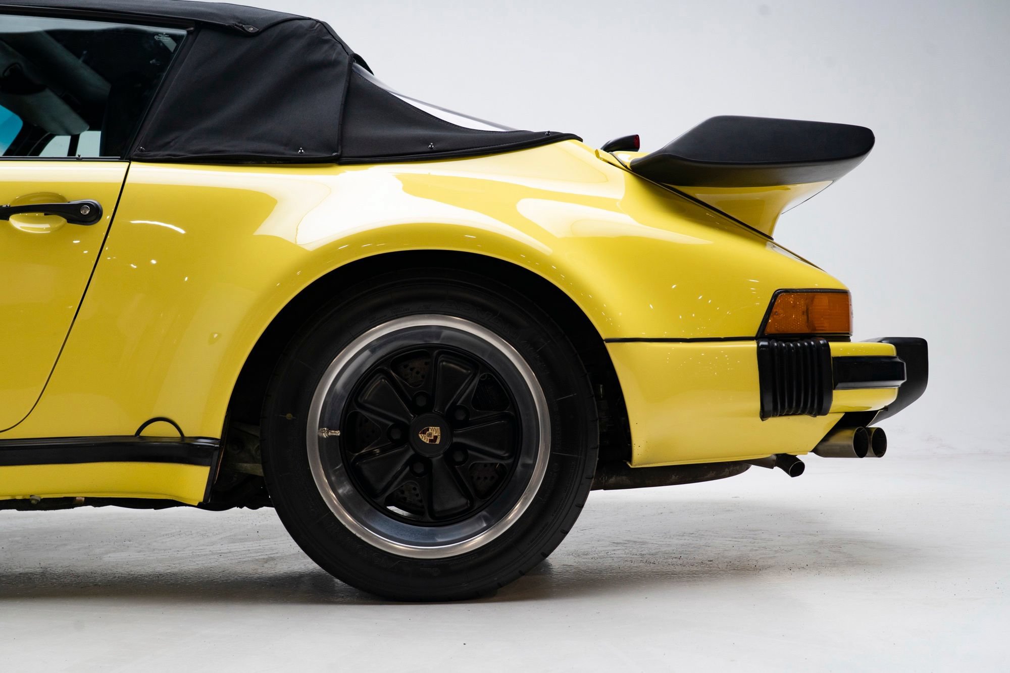 Used 1988 Porsche 911 Carrera RWD image 59