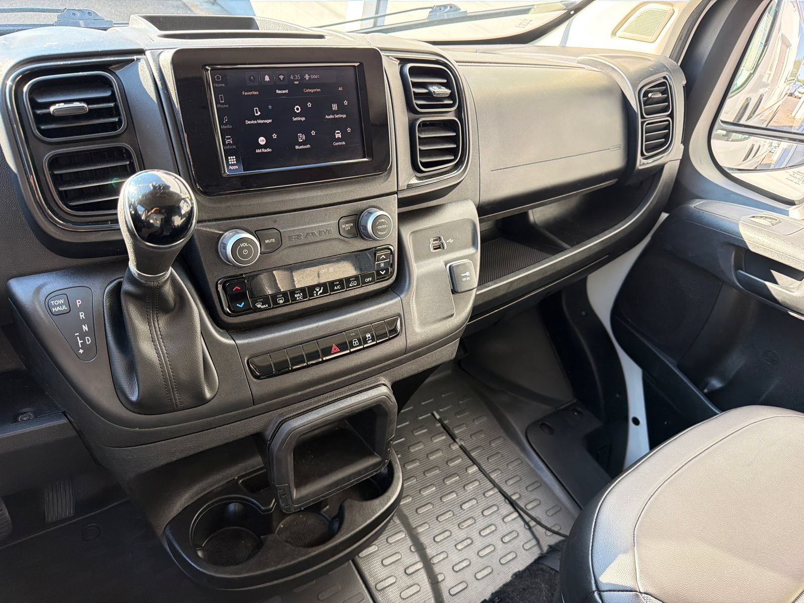 Used 2023 RAM ProMaster 2500 FWD image 25