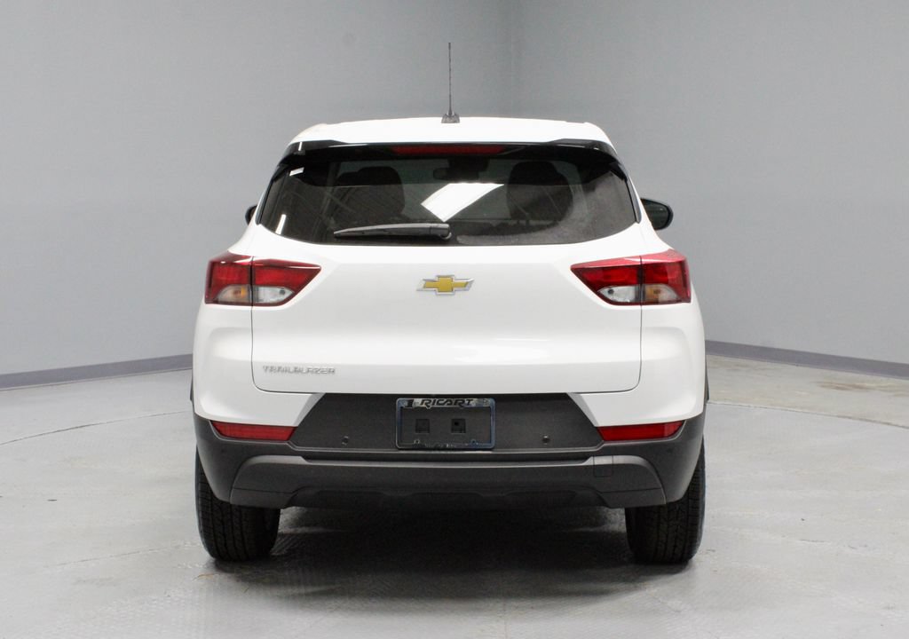 Used 2024 Chevrolet TrailBlazer LS w/ LS Convenience Package FWD image 10