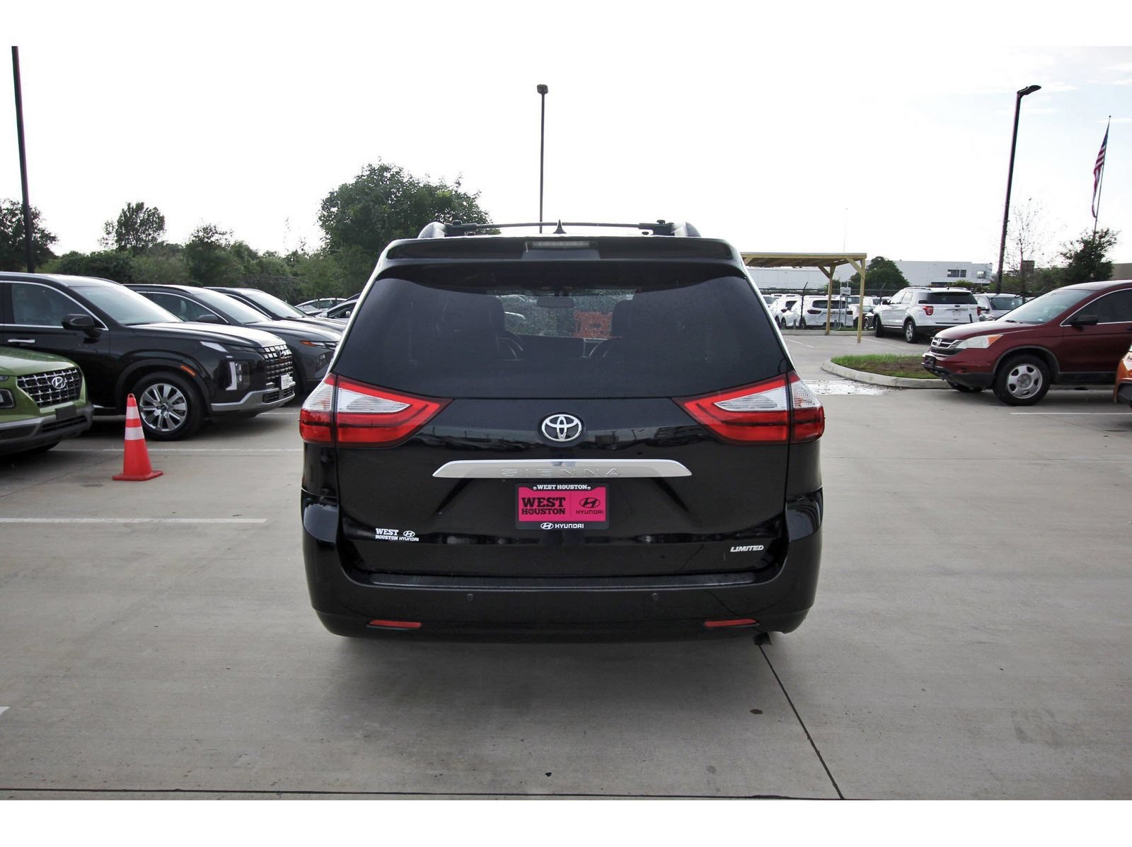 Used 2015 Toyota Sienna Limited Premium FWD image 7