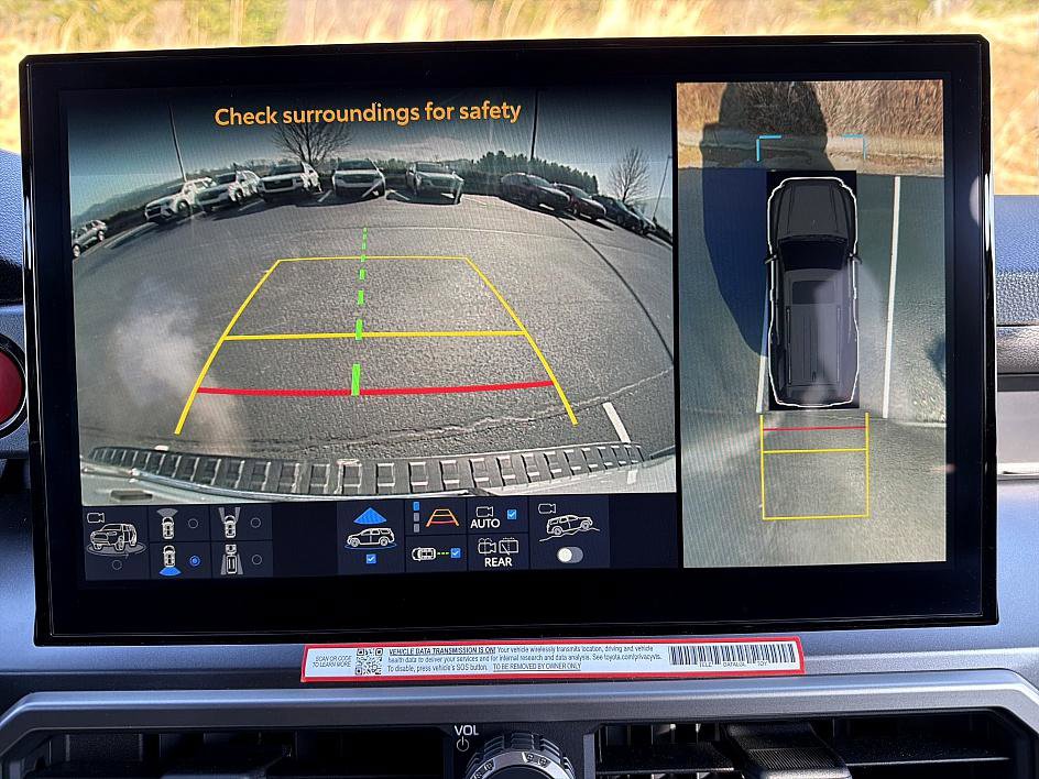 Used 2025 Toyota 4Runner TRD Off-Road Premium image 15