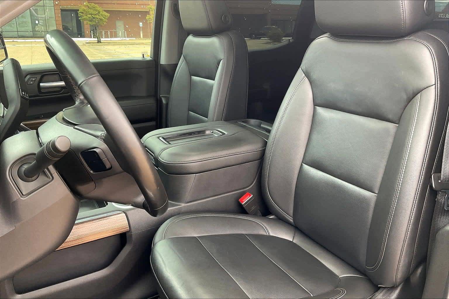 Used 2021 Chevrolet Silverado 1500 LT Trail Boss w/ Convenience Package II AWD/4WD image 10