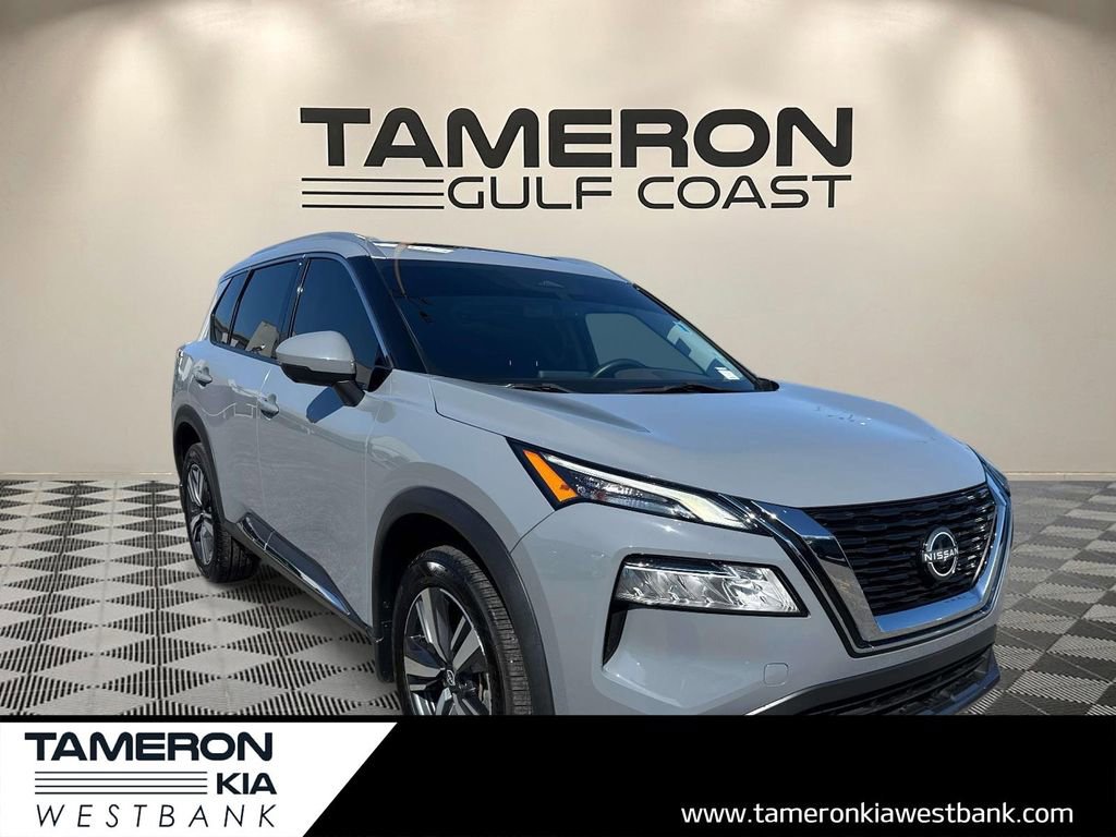 Used 2023 Nissan Rogue SL image 1