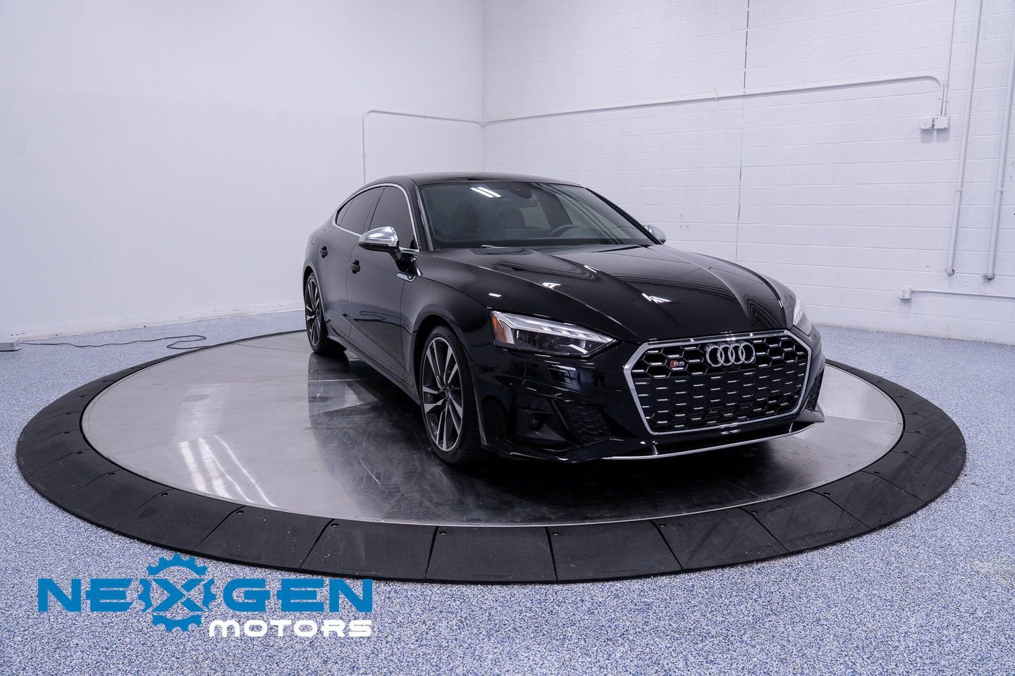 Used 2024 Audi S5 Premium Plus w/ Premium Plus Package AWD/4WD image 3