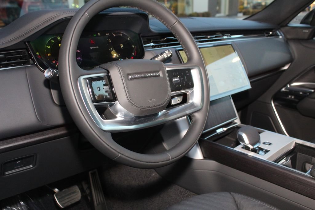 New 2026 Land Rover Range Rover SE AWD/4WD image 14