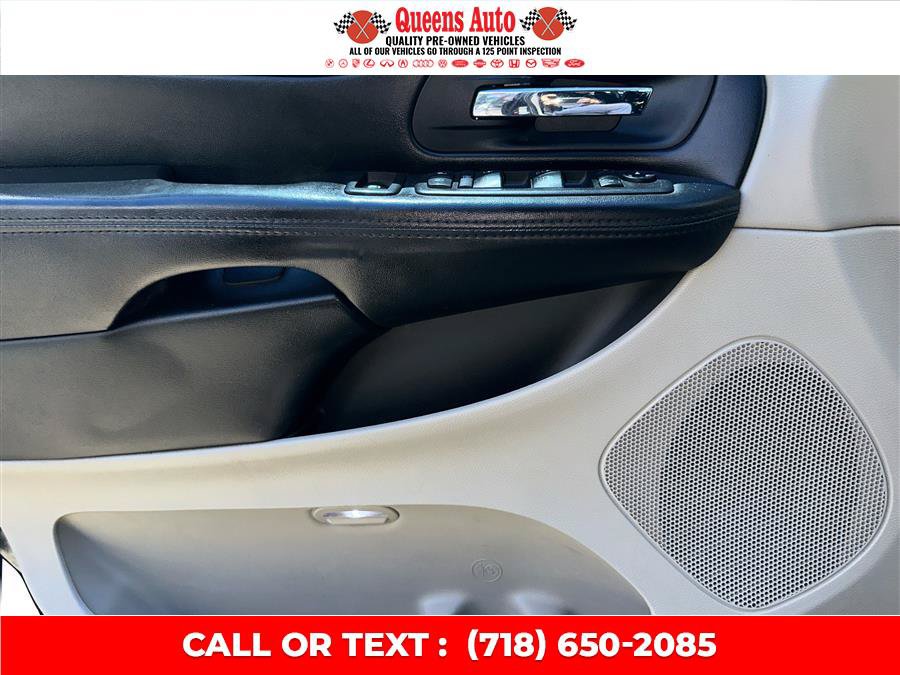 Used 2019 Dodge Grand Caravan SE FWD image 21