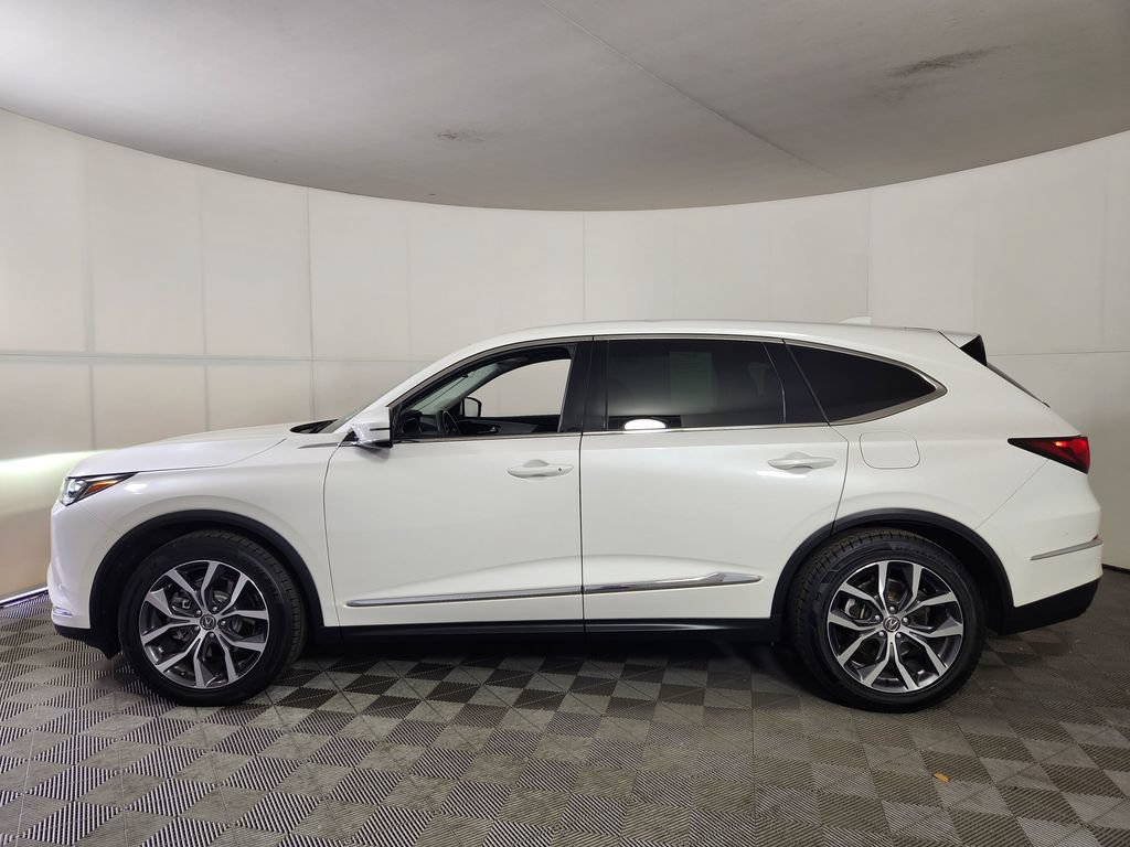 Used 2023 Acura MDX w/ Technology Package FWD image 4