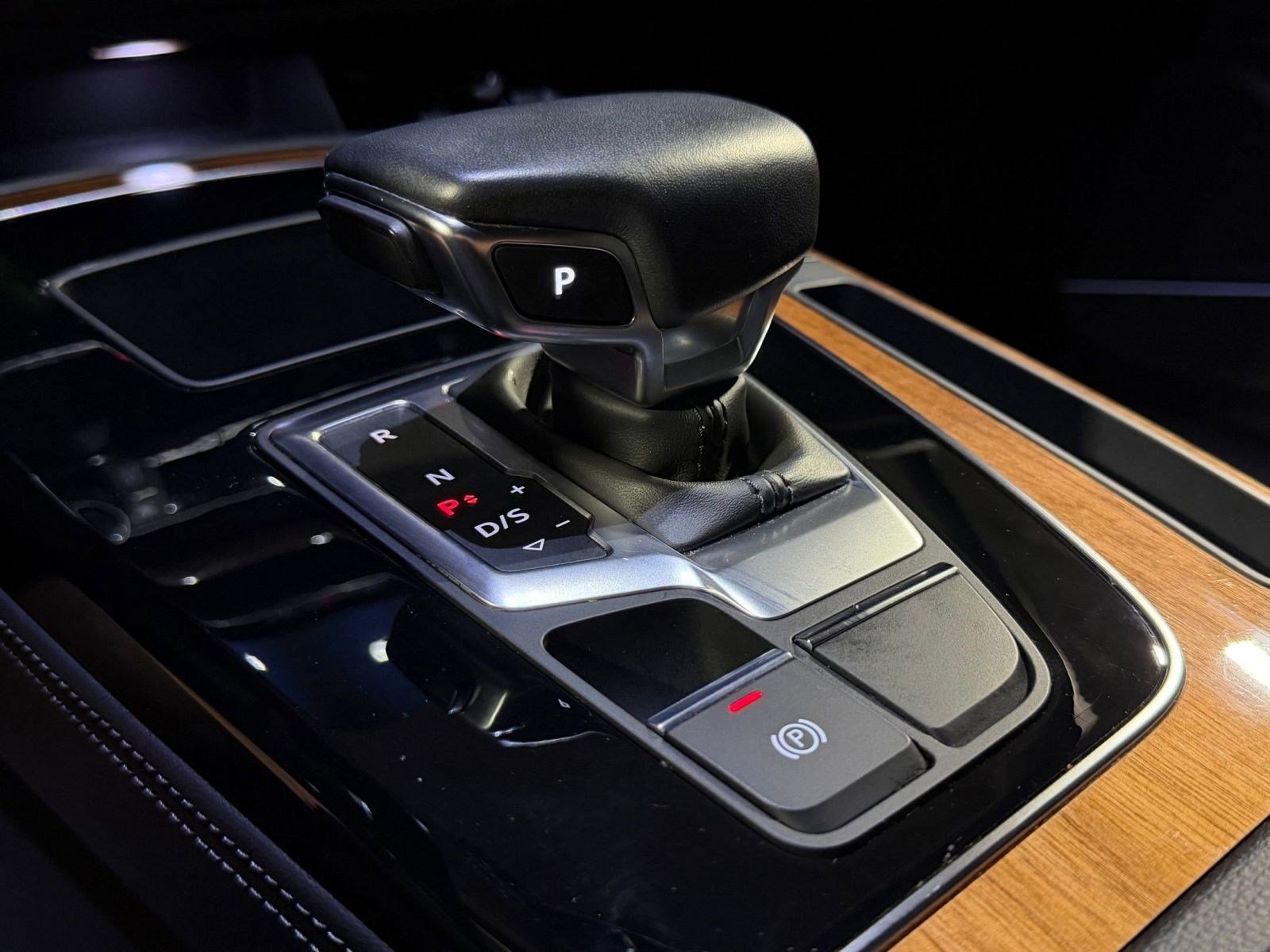 Used 2023 Audi Q5 2.0T Premium Plus w/ Premium Plus Package image 18