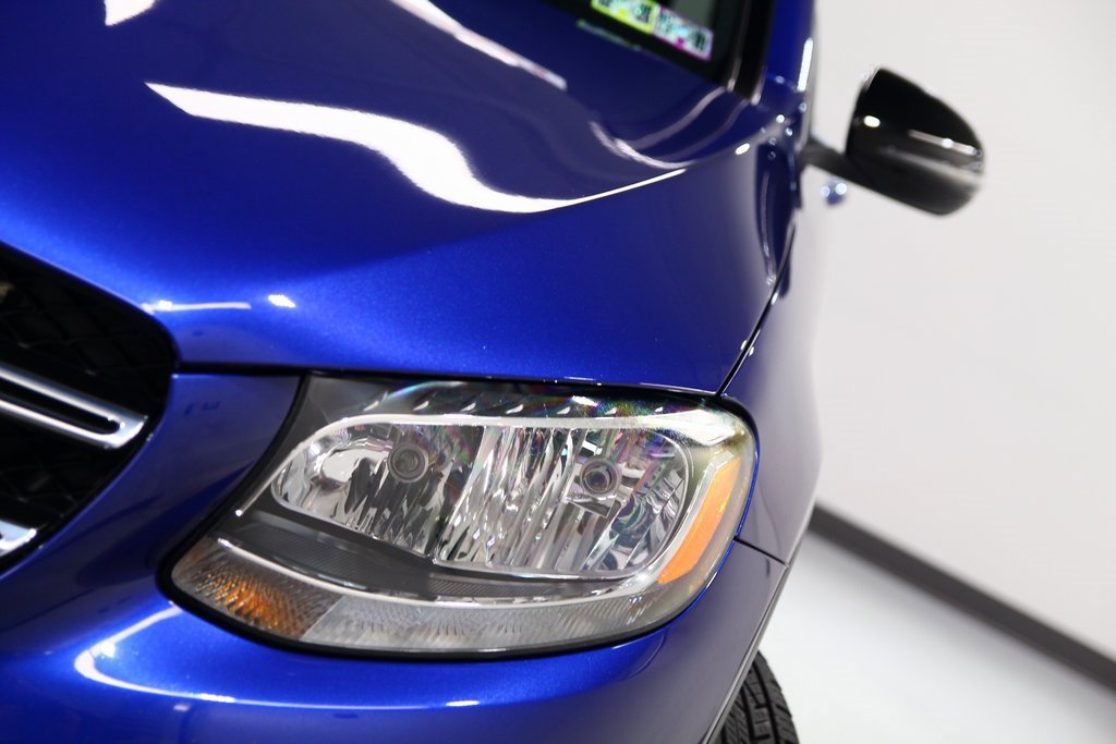 Used 2019 Mercedes-Benz GLC 300 4MATIC image 7