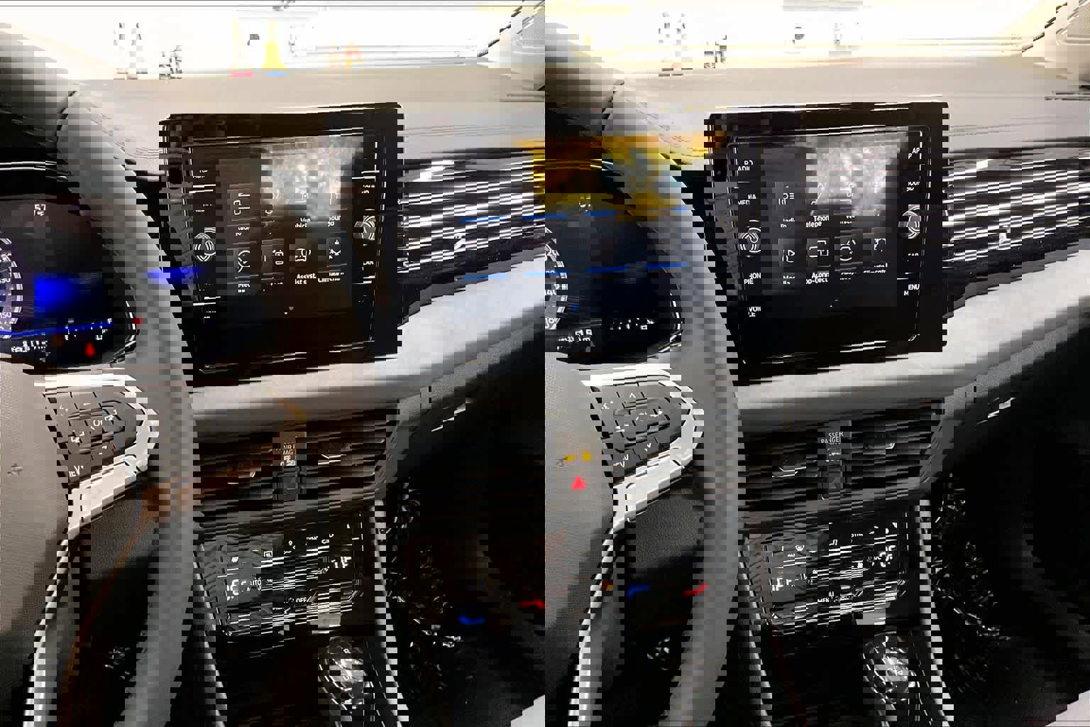 New 2026 Volkswagen Jetta SE image 9