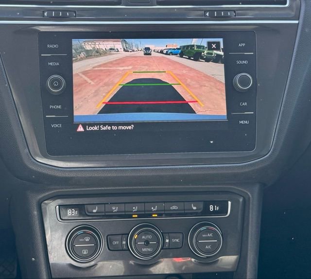 Used 2021 Volkswagen Tiguan SE FWD image 18