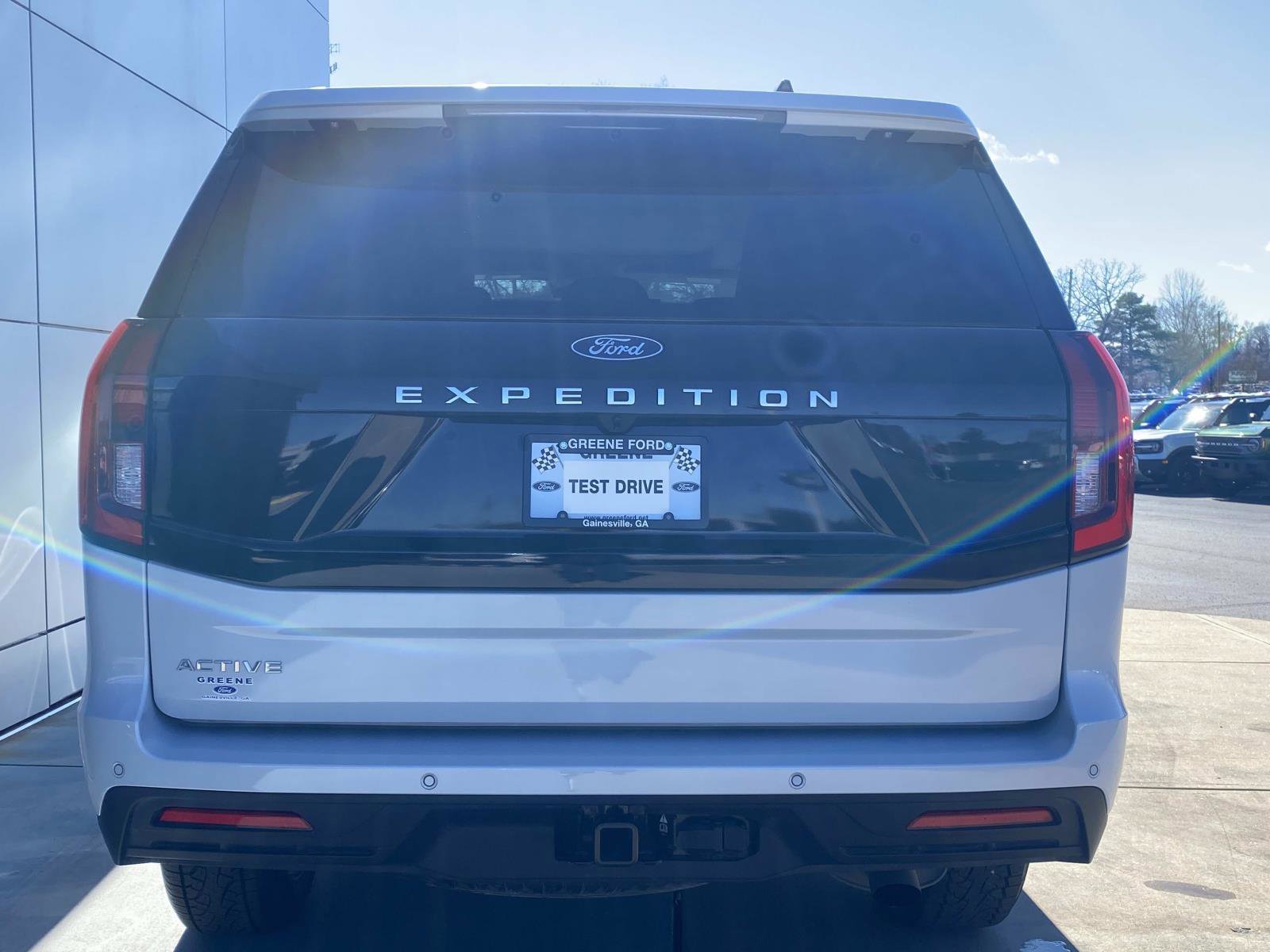 Used 2025 Ford Expedition Active image 5