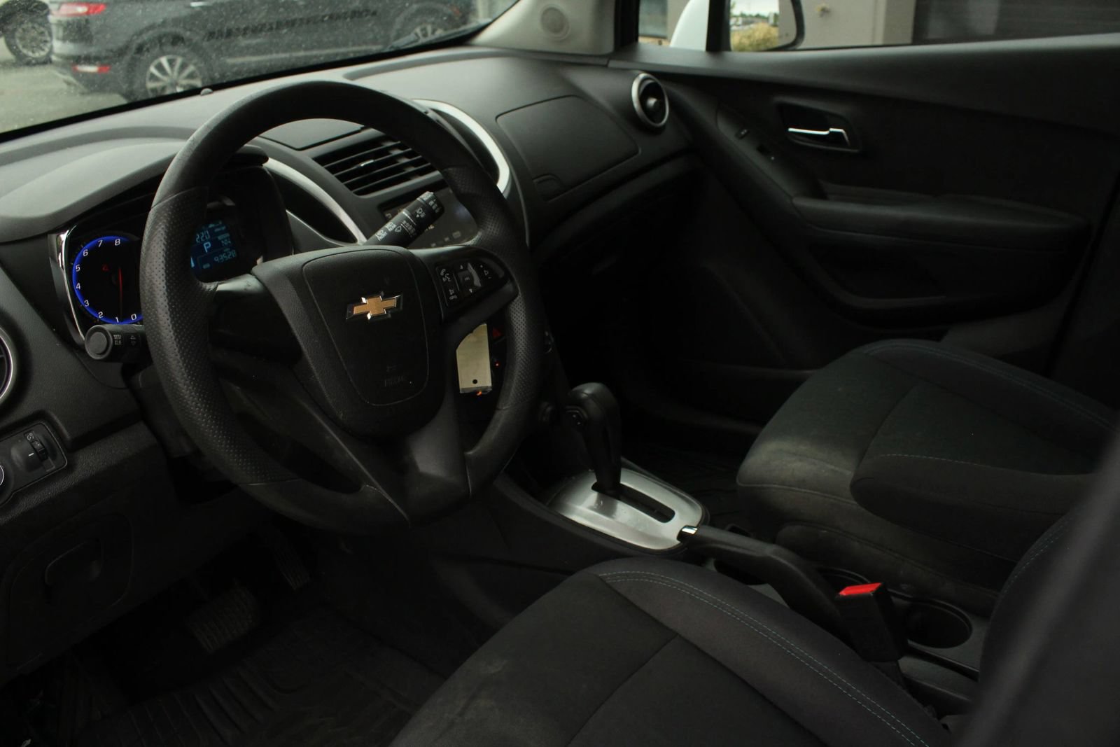 Used 2016 Chevrolet Trax LS w/ LPO, Protection Package FWD image 7