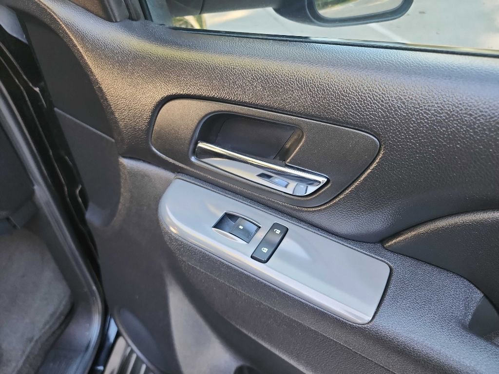 Used 2010 Chevrolet Suburban 2500 LS w/ Skid Plate Package image 33