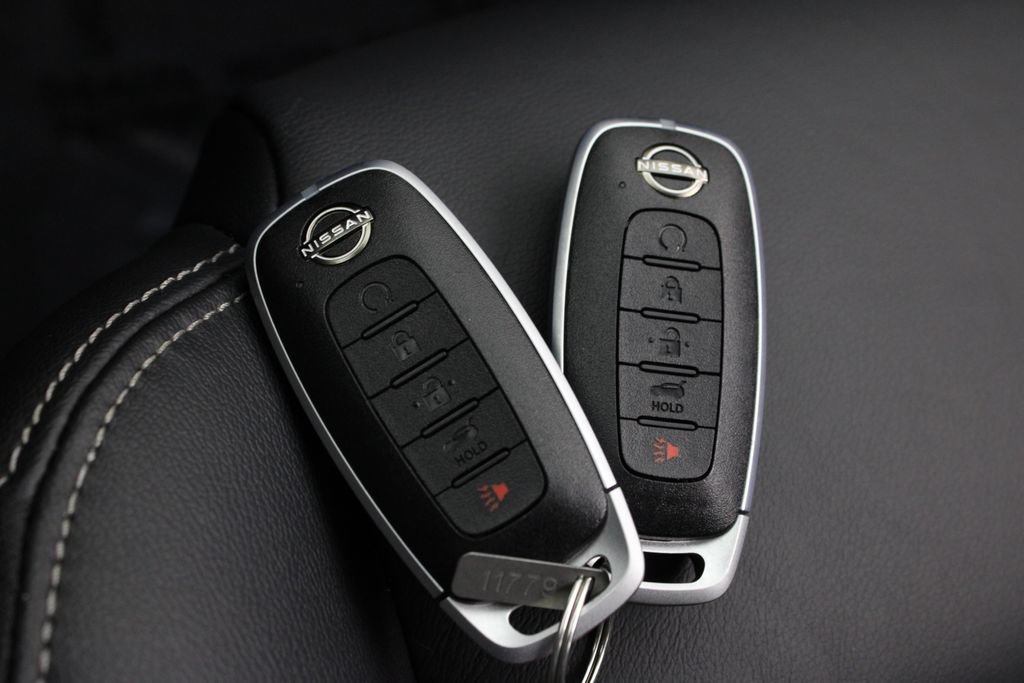 Certified 2026 Nissan Rogue SL AWD/4WD image 32