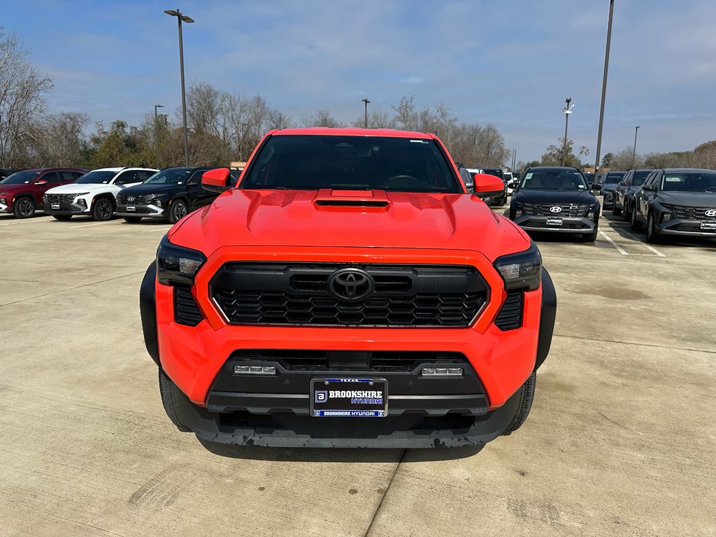 Used 2024 Toyota Tacoma TRD Sport w/ TRD Sport Upgrade Package image 2