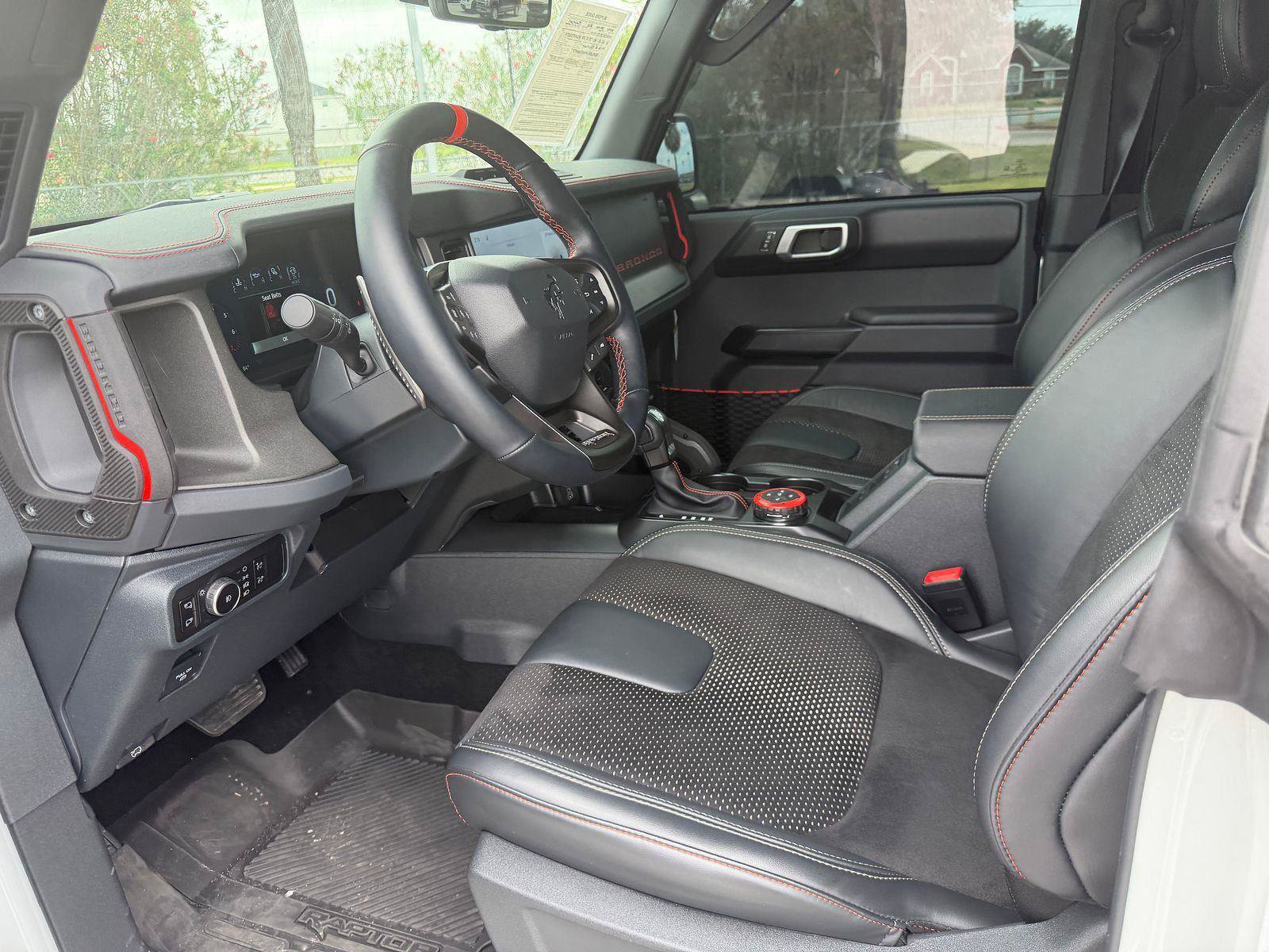 Used 2026 Ford Bronco Raptor AWD/4WD image 2
